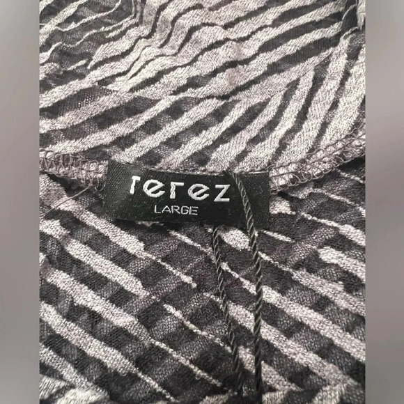 NWT Terez Black Grey Camouflage Tank Top - Picture 3 of 4